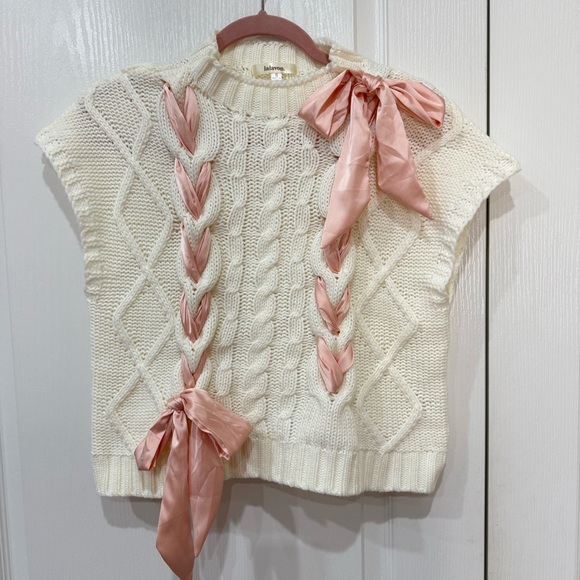 Lalavon Sweaters - Bow Sweater Vest